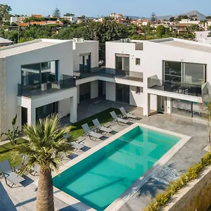 Jarko Luxury Apartment Argoulidhés